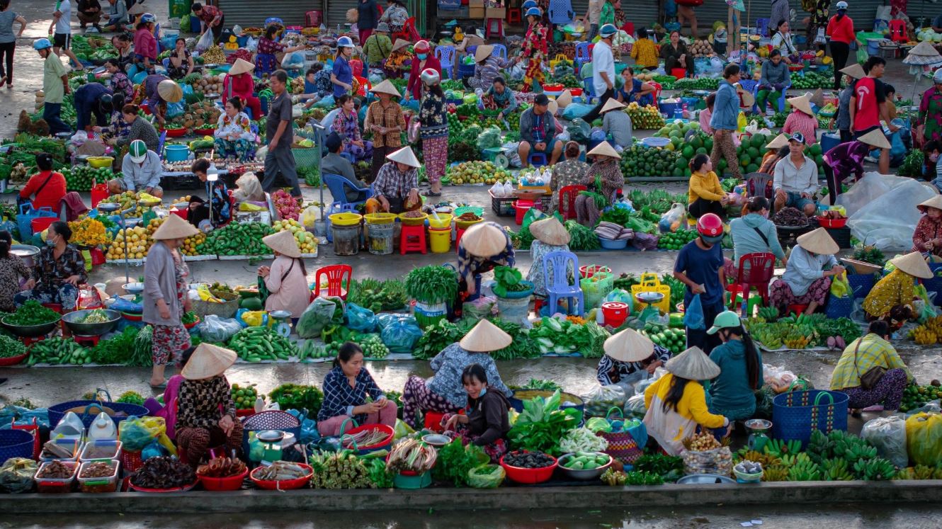 Thuê xe đón khách từ sân bay Tân Sơn Nhất về Vị Thanh 